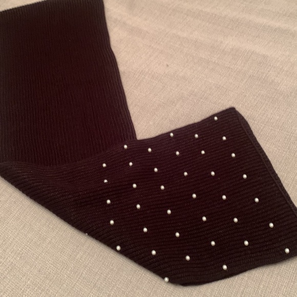 NWT J. CREW Knit Scarf Madewell Black with Faux Pearl Accents 78x11 - Picture 5 of 7